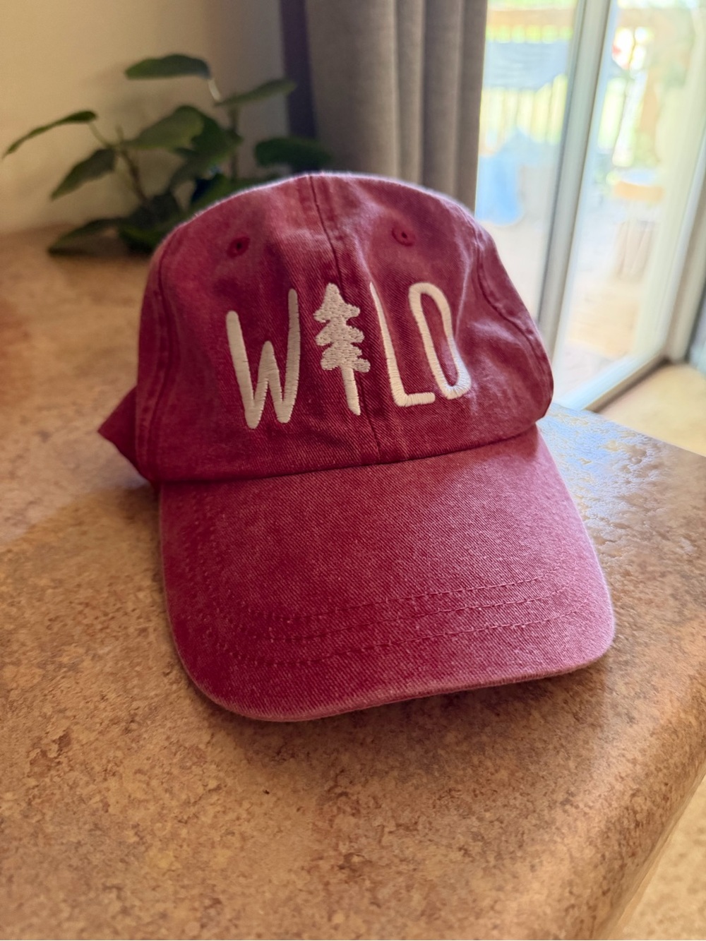 Women’s WILD baseball cap
